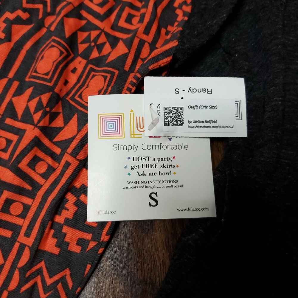 LuLaRoe Randy tee - Picture 3 of 4